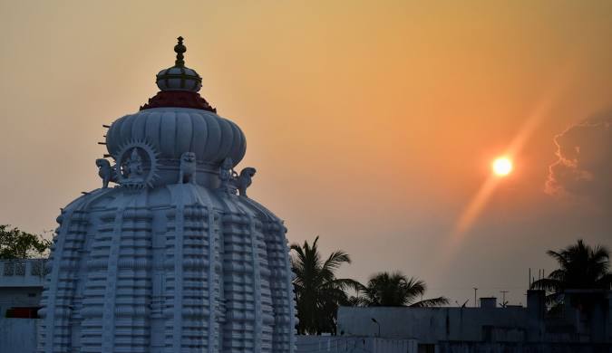 Mesmerising Visakhapatnam –Araku Valley - Arasavilli –Srikurmam- Shrimukhalingam - Annavaram Tour